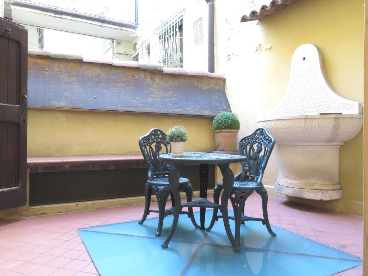 Cesare Battisti Apartment Bologna Eksteriør bilde